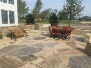 Black-Hills-brown-flagstone-slabs-in-patio